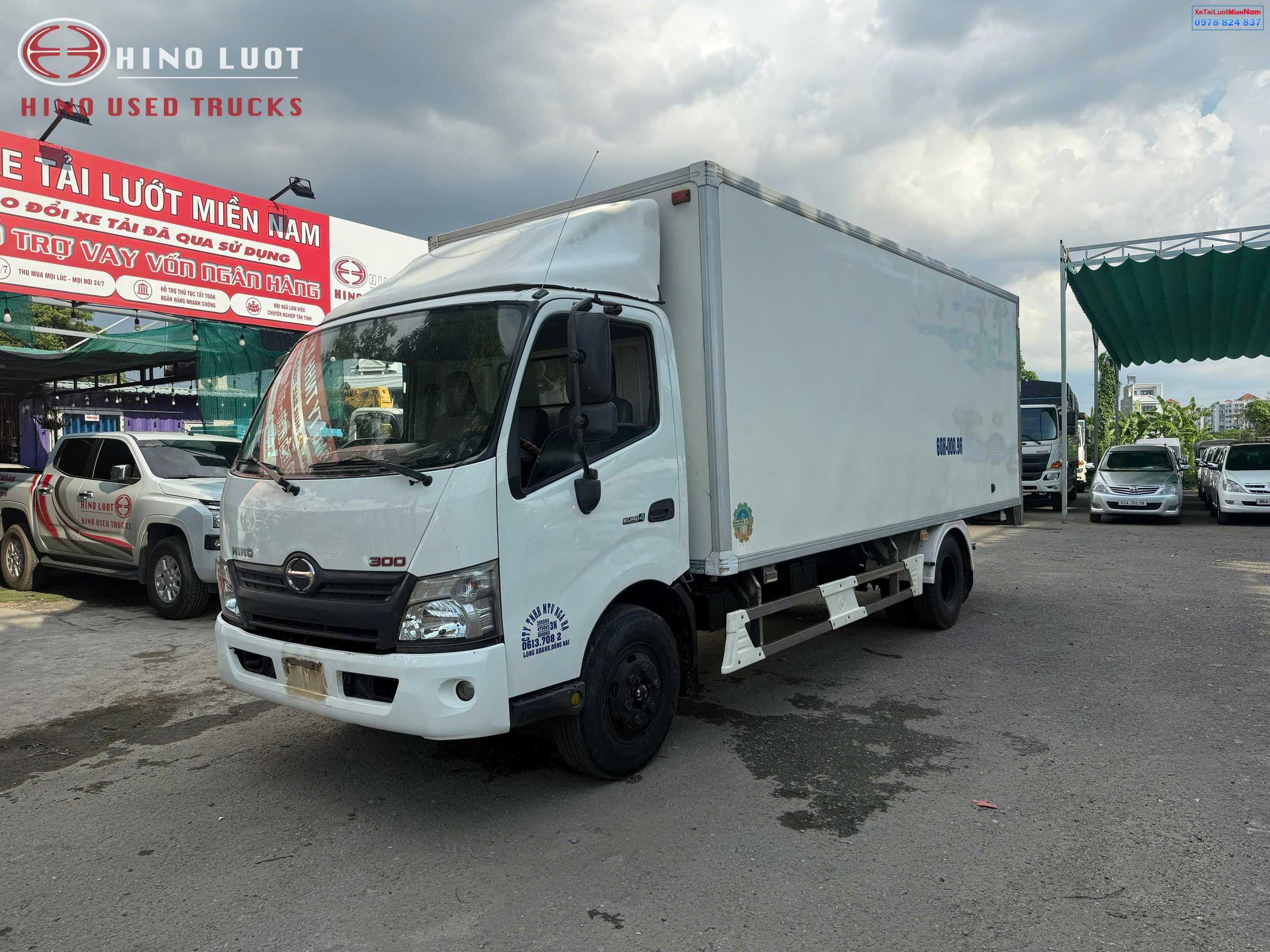 Xe Tải Hino XZU730L 4.75 Tấn Đời 2020